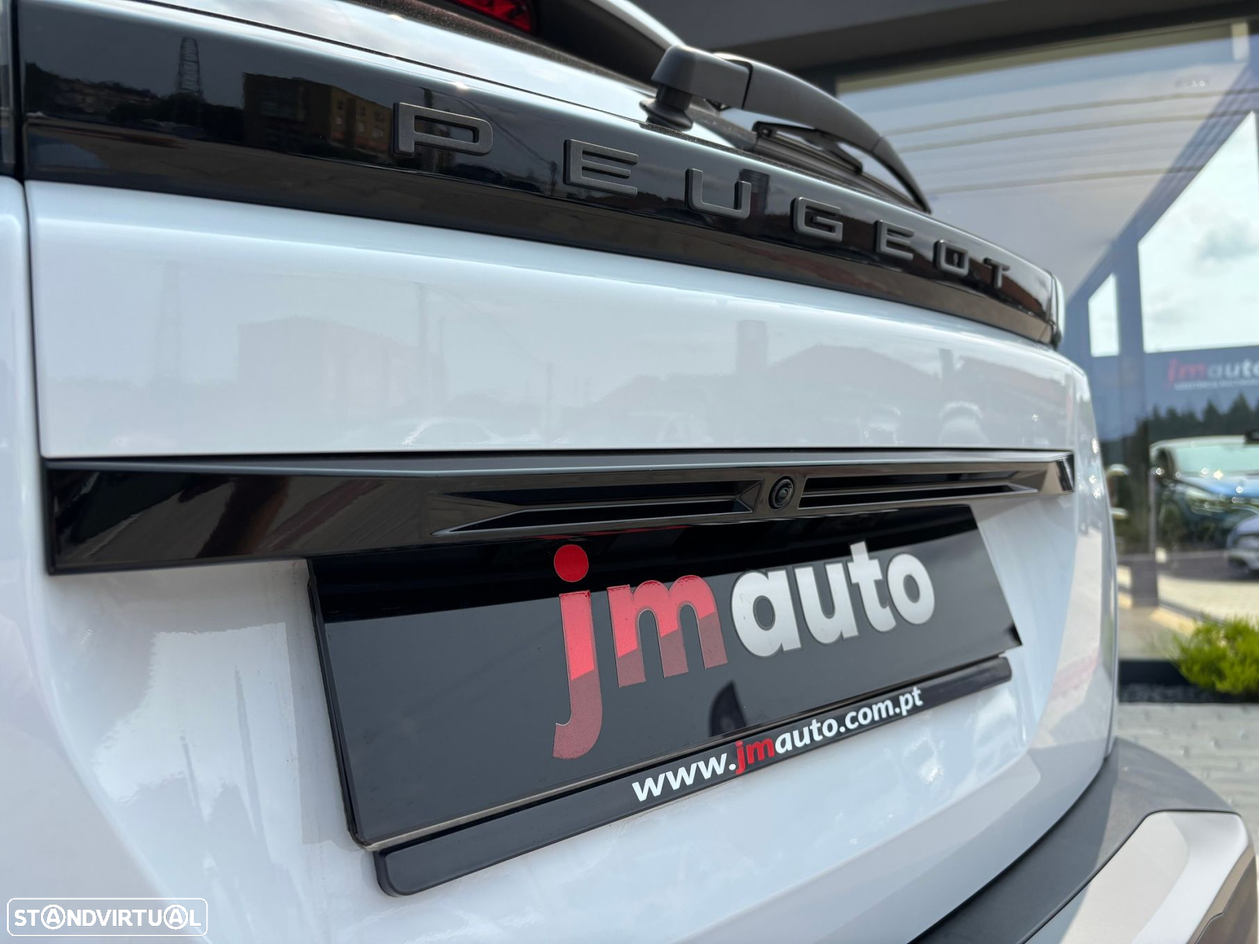 Peugeot 2008 1.2 PureTech Allure Pack - 20