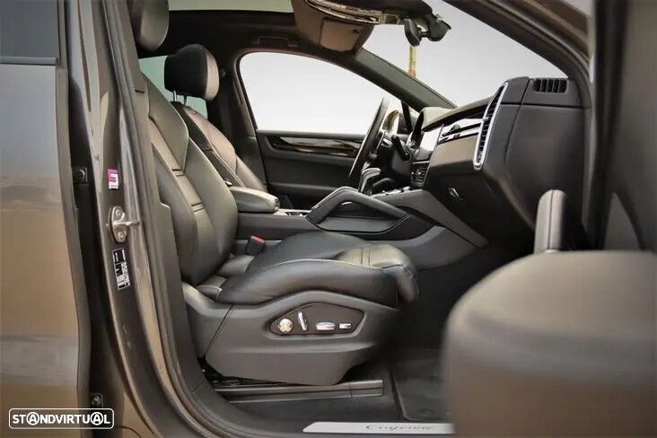 Porsche Cayenne Coupé - 34