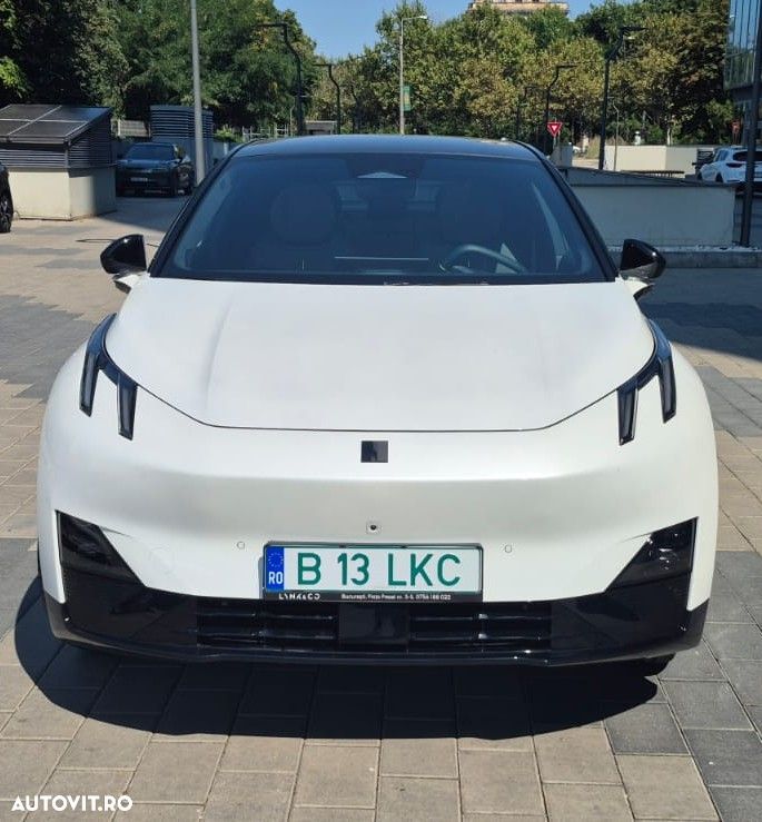 Lynk&Co 02