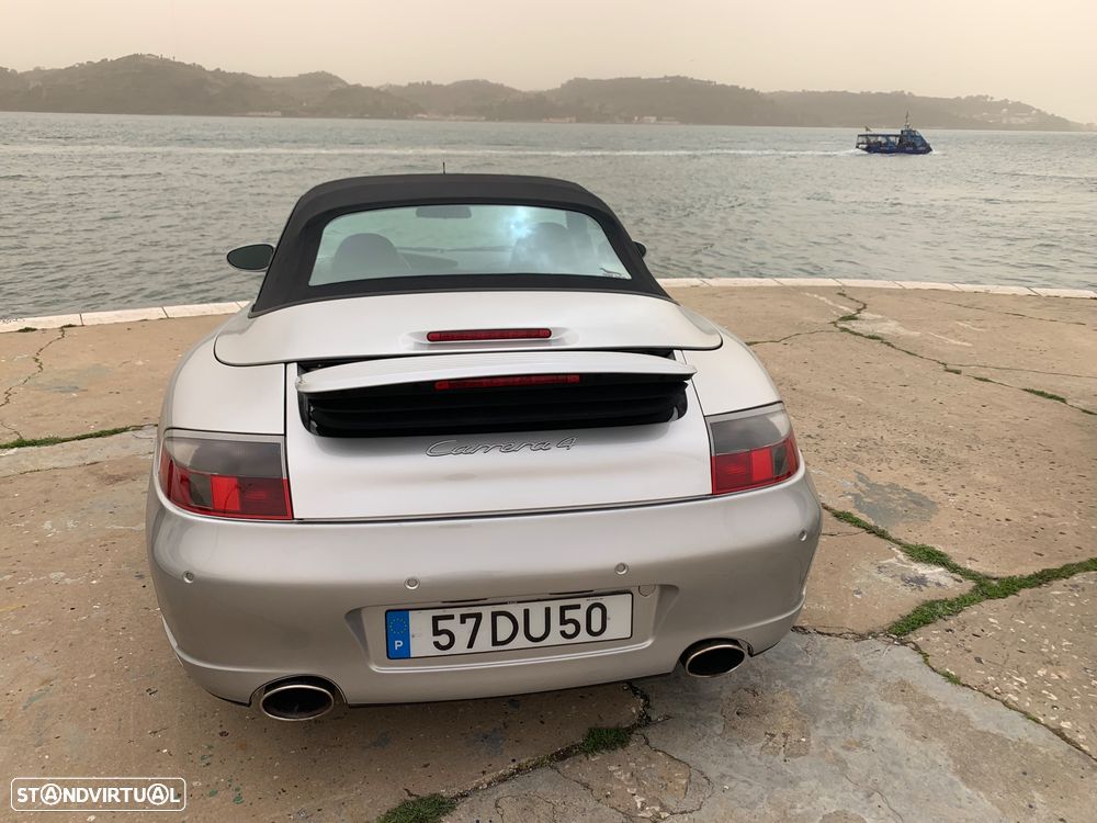 Porsche 911 Série F - 9