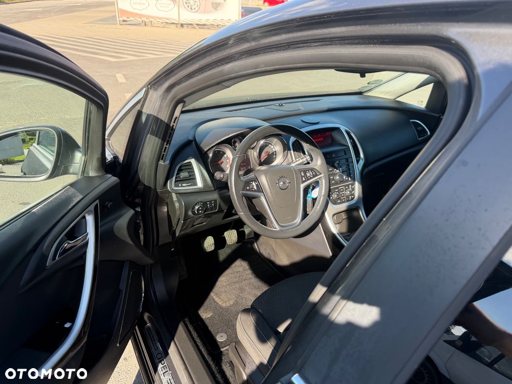 Opel Astra 1.4 Turbo Cosmo - 14
