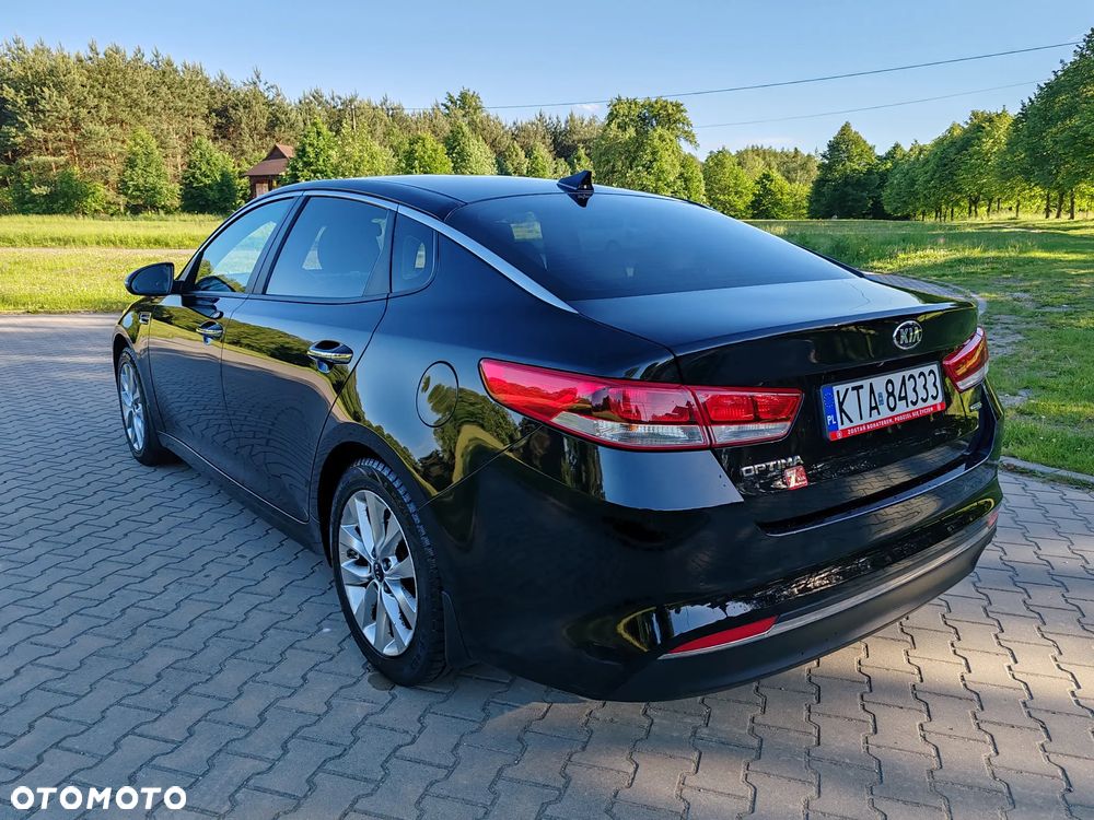 Kia Optima - 6
