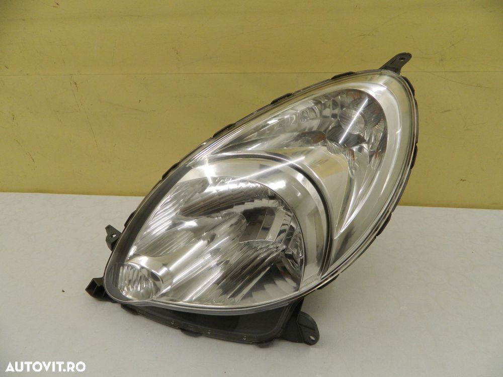 Far stanga Toyota Yaris Verso facelift Halogen, 2004, 2005, 2006. - 4