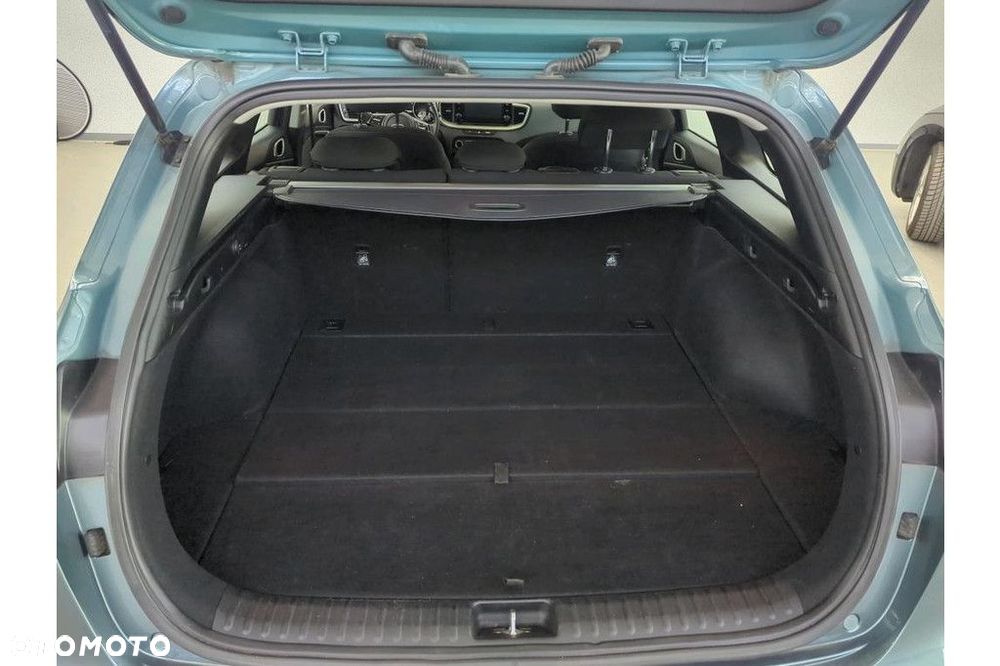 Kia Ceed 1.5 T-GDI M - 10