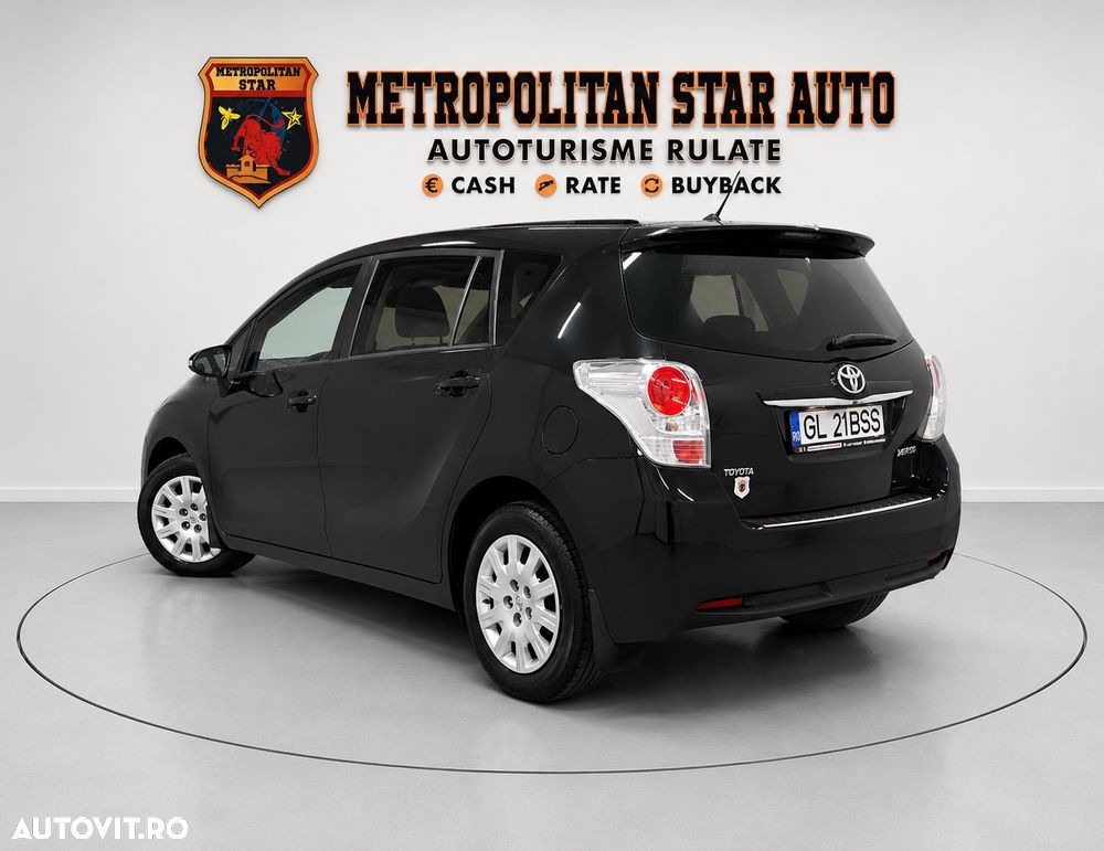 Toyota Verso - 5