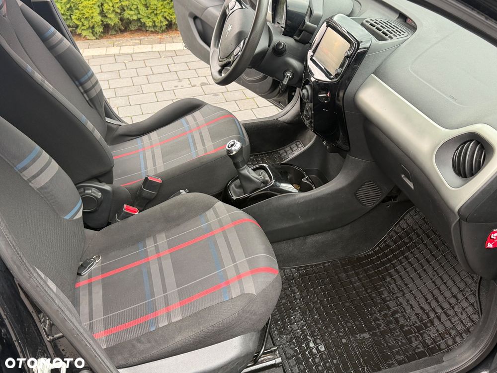 Peugeot 108 VTI 68 Top Style - 12