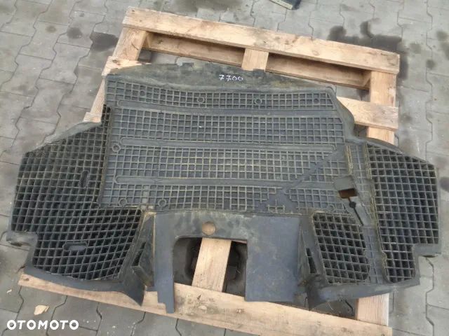 Guma mata wykładzina kabiny John Deere 7700 - 2