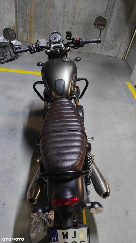 Triumph Speed Twin - 9