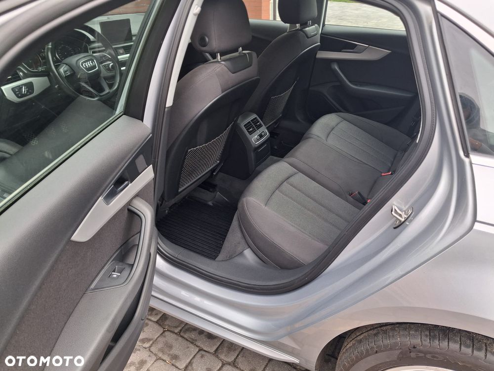 Audi A4 Limousine 2.0 TDI - 7