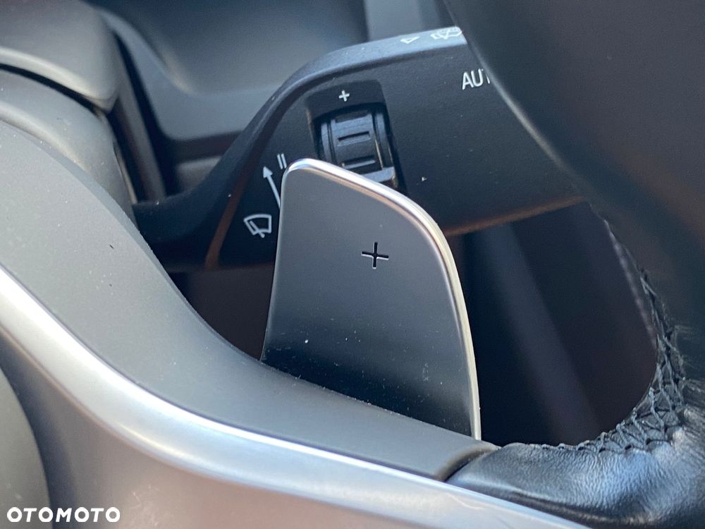 BMW Seria 8 840i xDrive - 15