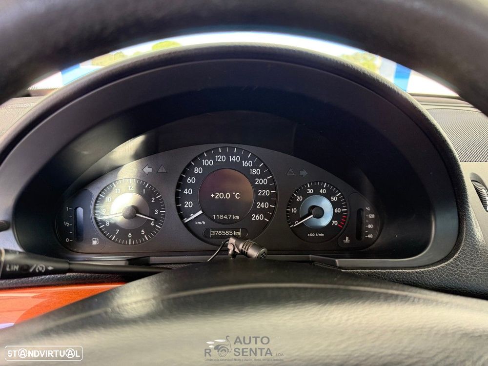 Mercedes-Benz E 200 K Elegance Aut. - 10