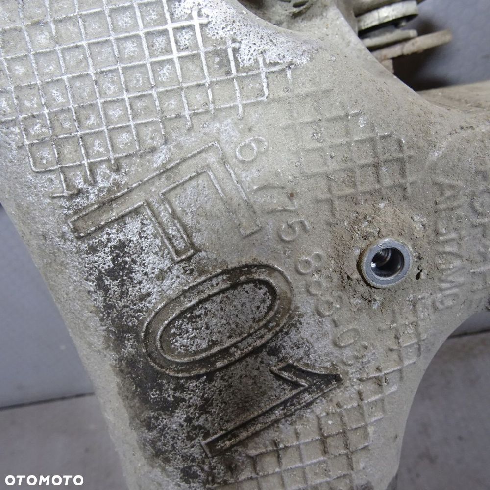 BMW 7 F01 F02 4.4 V8 OŚ TYLNA BELKA SANKI 6775888 - 2