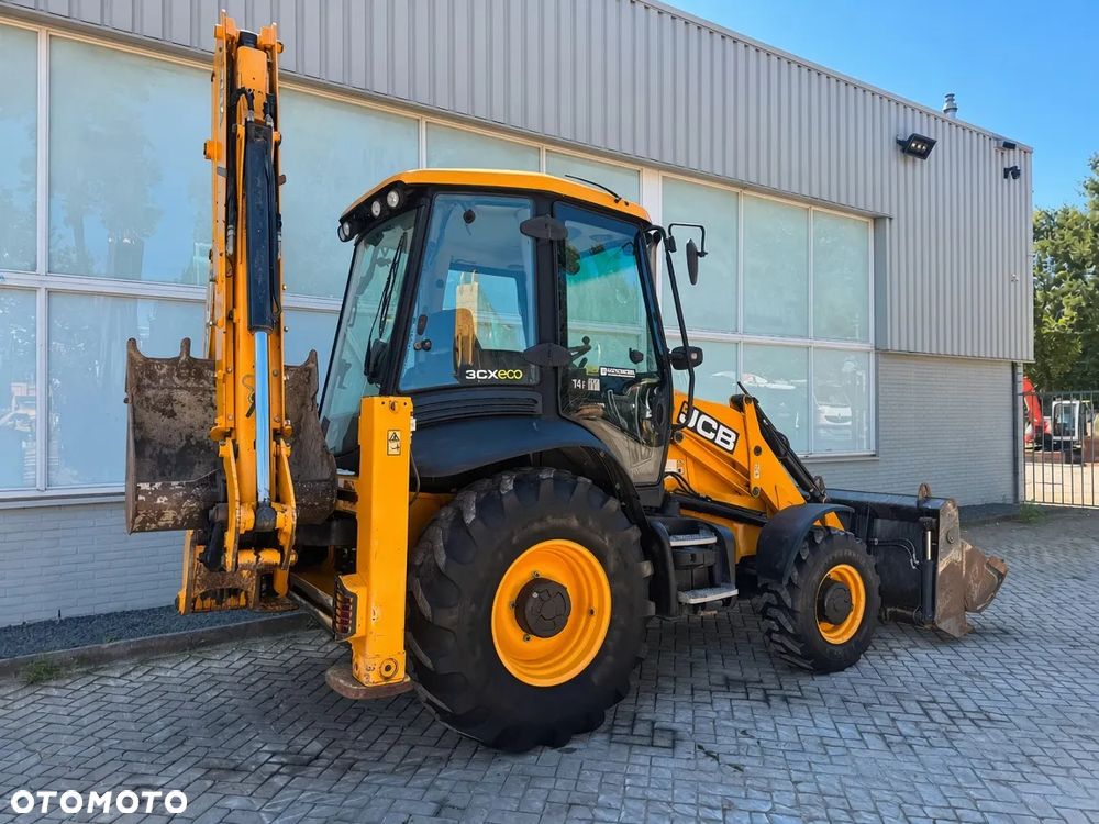 JCB 3cx - 4