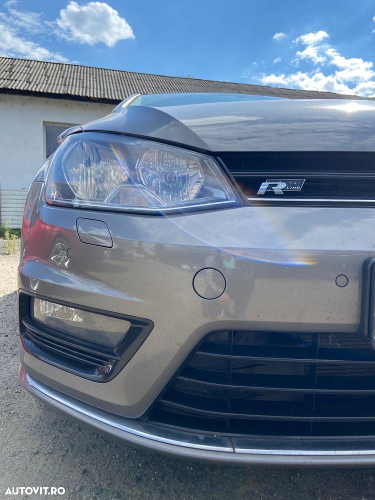 Volkswagen Golf - 25