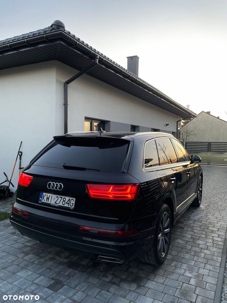 Audi Q7 - 6