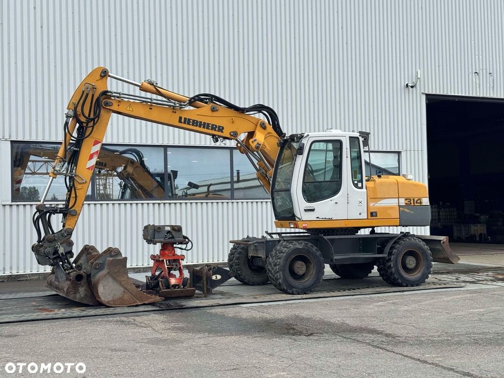 Liebherr A314 - 1
