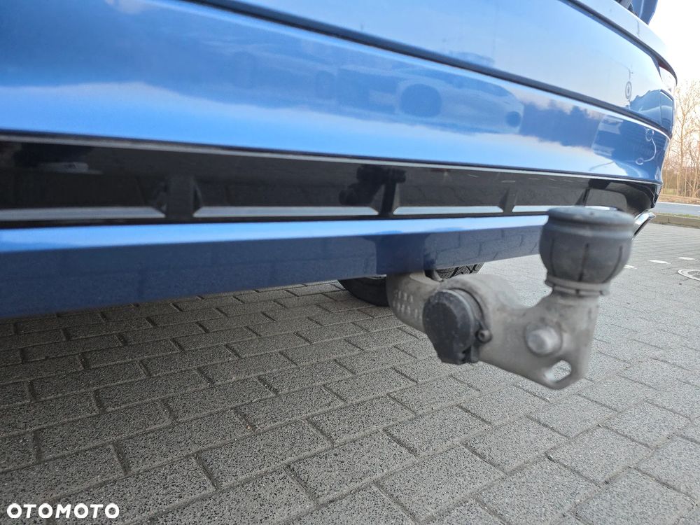 Volvo XC 60 B5 D AWD R-Design - 8