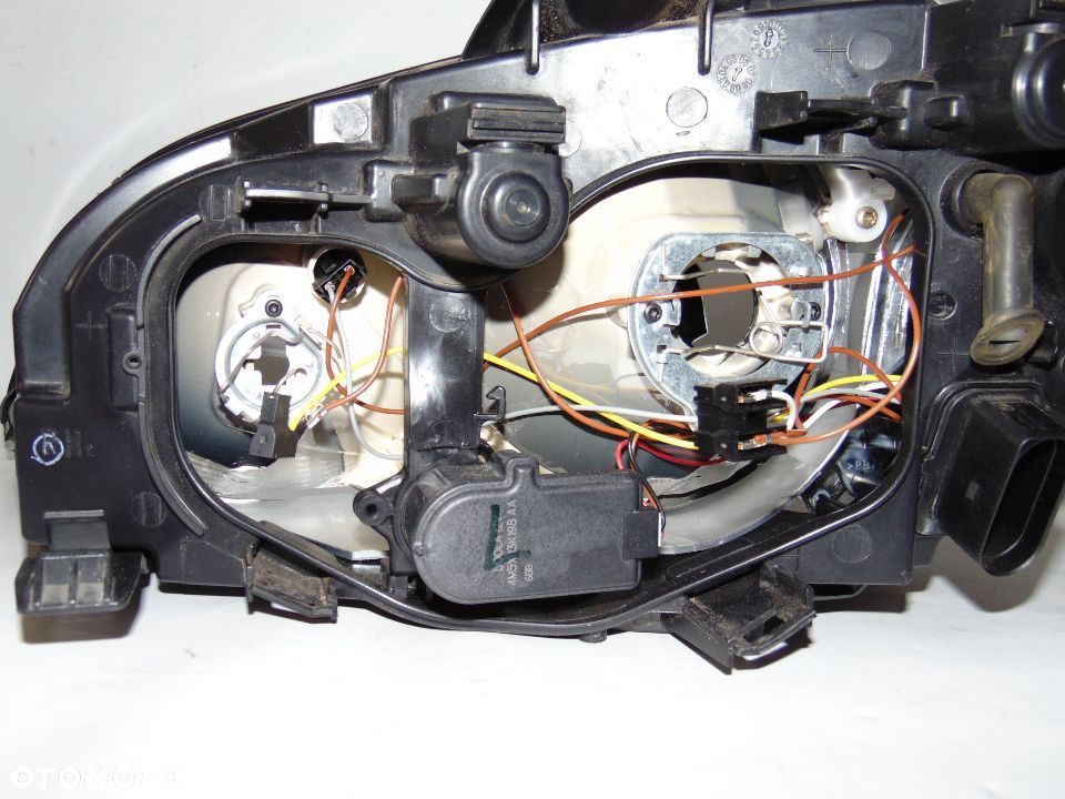 ORYGINAŁ lampa przednia przód prawa pasażera 4M51-13W029-AD Ford Focus 2 II 04-07r Europa - 11