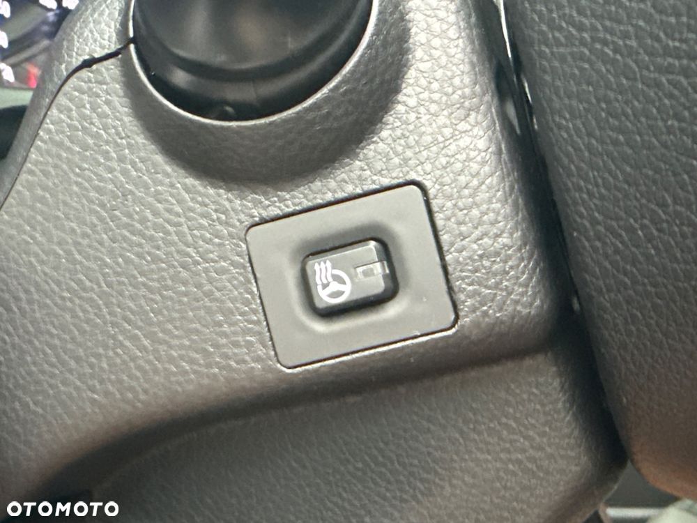 Hyundai i40 Kombi blue 1.6 Trend - 14