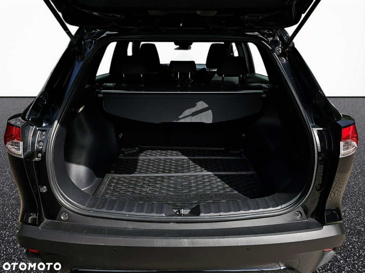 Toyota Corolla Cross - 12