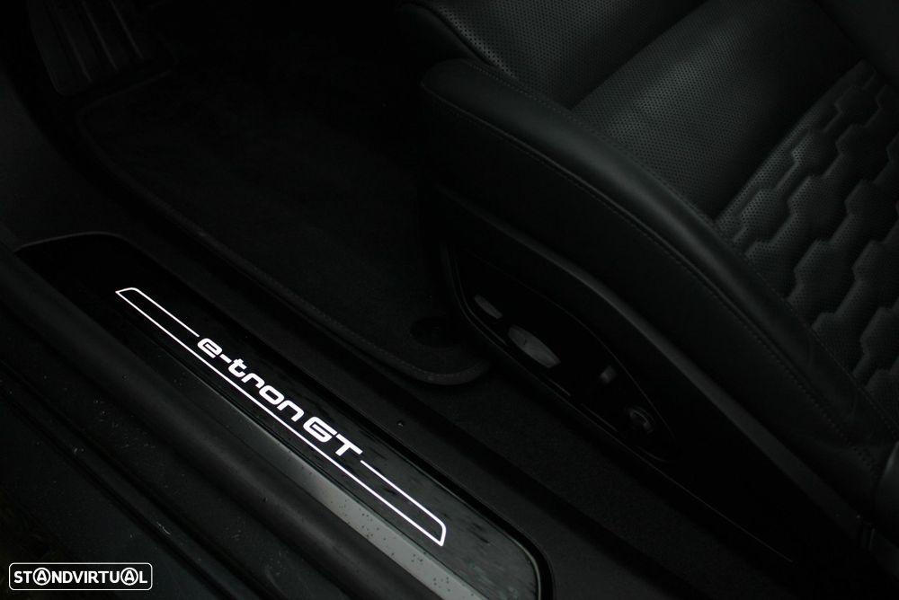 Audi e-tron GT quattro - 17