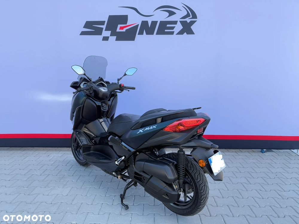 Yamaha X-max - 5