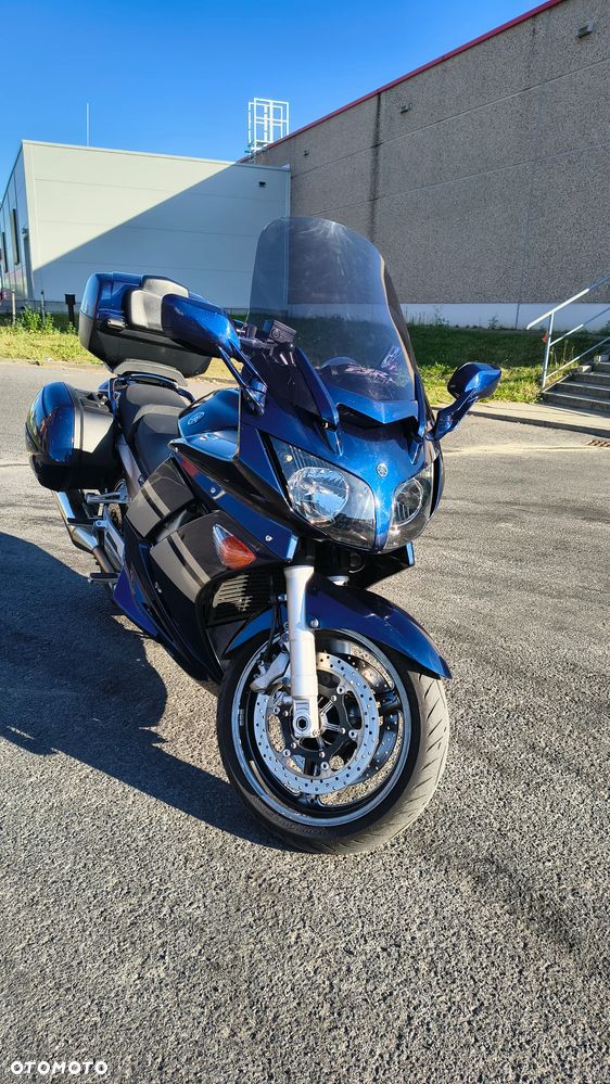 Yamaha FJR - 6