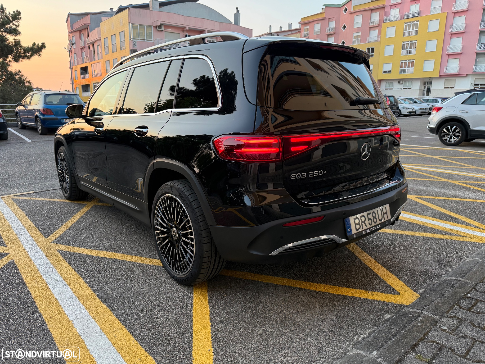Mercedes-Benz EQB 250 AMG Line - 8