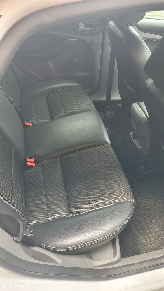 Ford Focus 1.8 FF Trend - 8