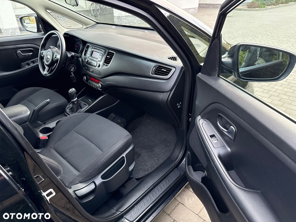 Kia Carens 1.7 CRDi XL 7os - 21