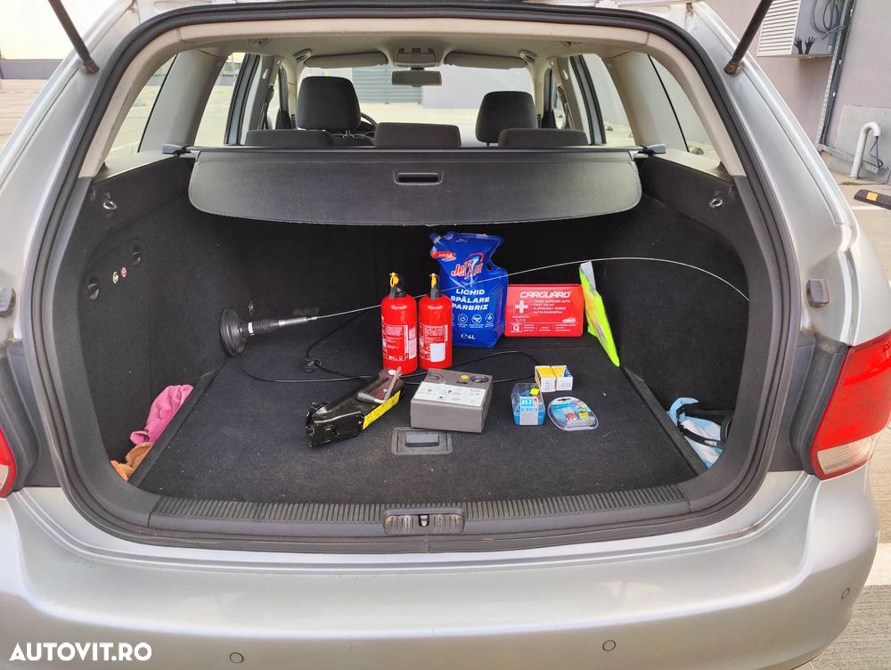 Volkswagen Golf 1.6 TDI BlueMotion Technology DPF Comfortline - 21