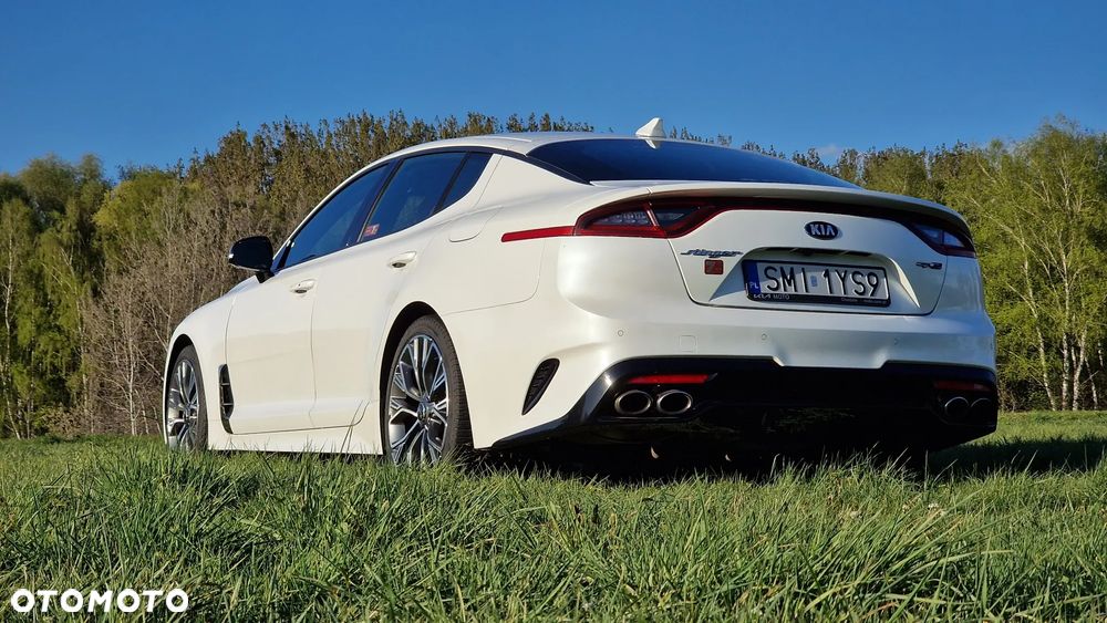 Kia Stinger 2.0 T-GDI GT Line - 22