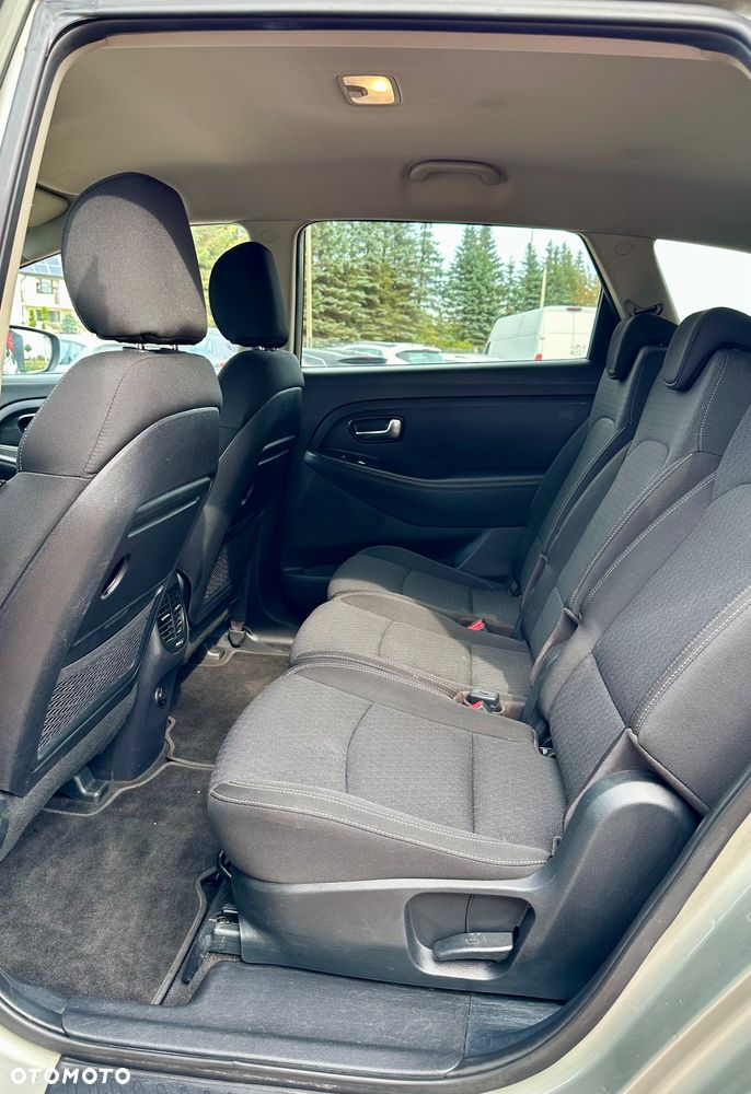 Kia Carens 1.6 GDI Dream-Team Edition - 14