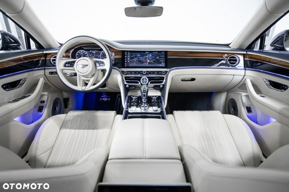 Bentley Flying Spur - 23