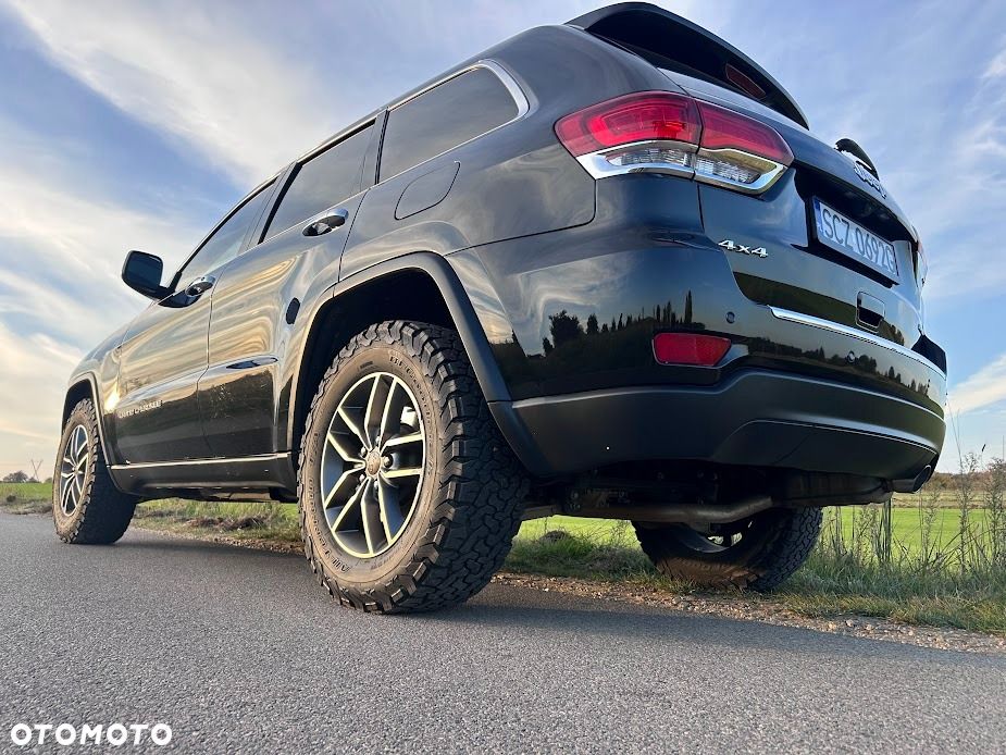 Jeep Grand Cherokee - 18