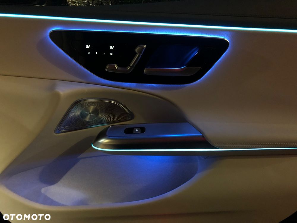 Mercedes-Benz Klasa E 400 PHEV 4-Matic Exclusive 9G-Tronic - 12