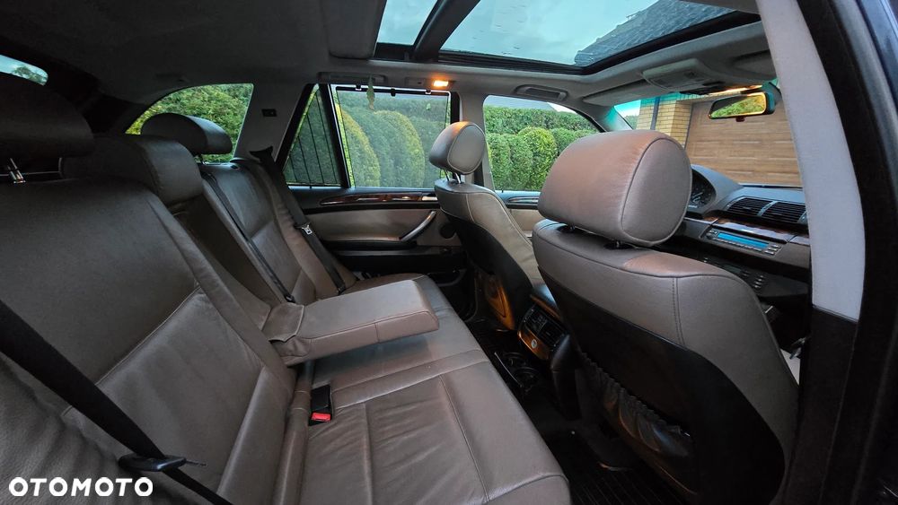BMW X5 3.0si xDrive - 6