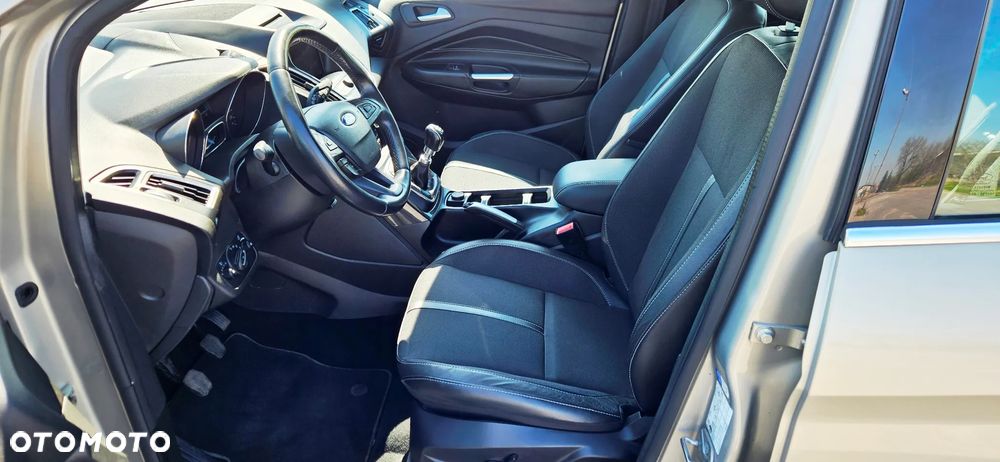 Ford C-MAX 1.5 TDCi Start-Stop-System Titanium - 17