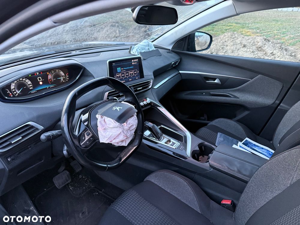 Peugeot 3008 1.6 BlueHDi Active S&S EAT6 - 5