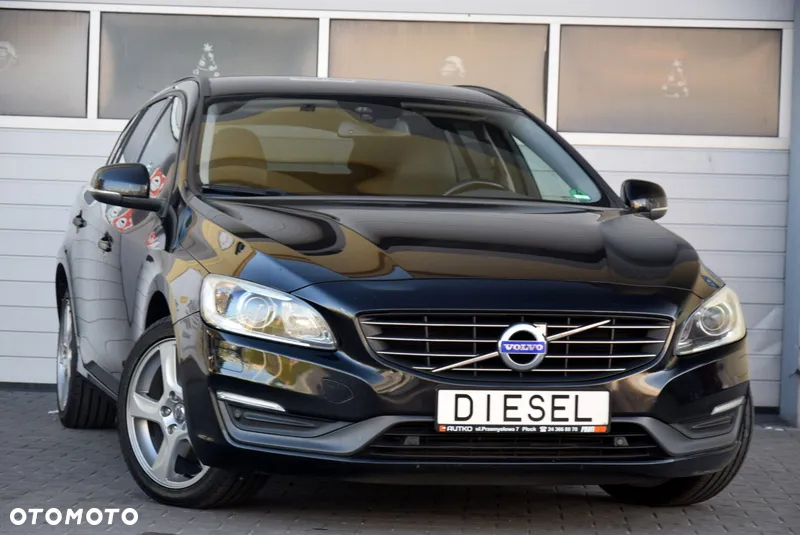 Volvo V60 D3 Summum - 2