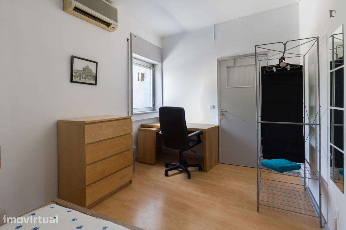 Quarto - localizado em Bonfim Porto - Grande imagem: 4/41