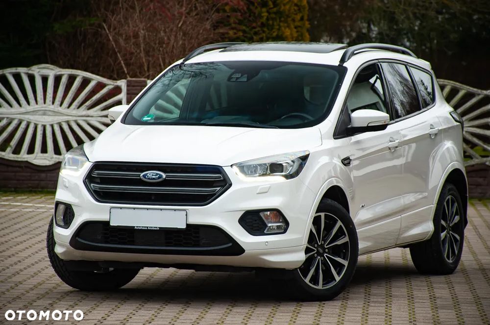 Ford Kuga 1.5 EcoBoost 4x4 Titanium - 1