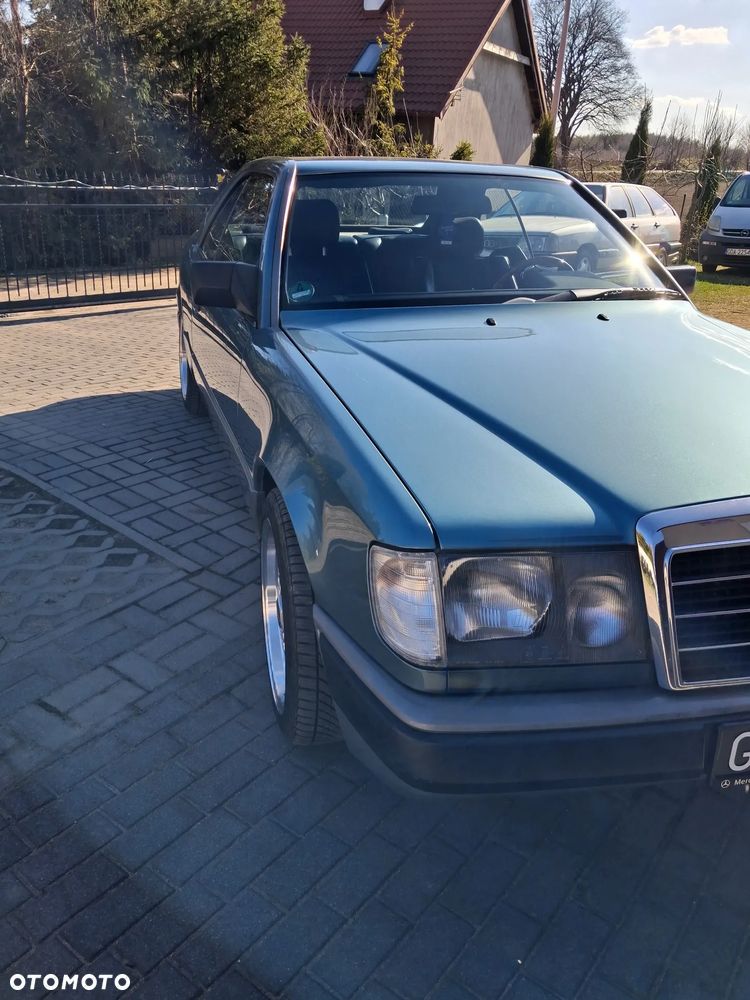 Mercedes-Benz W124 (1984-1993) - 17
