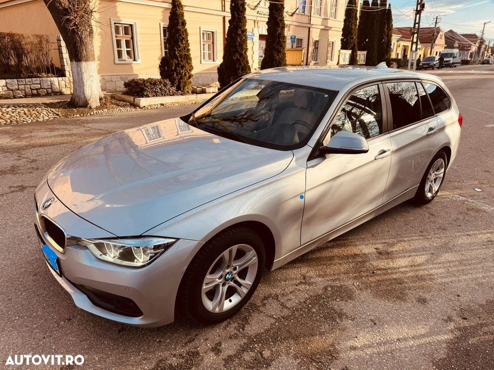 BMW Seria 3 318d Aut. - 11