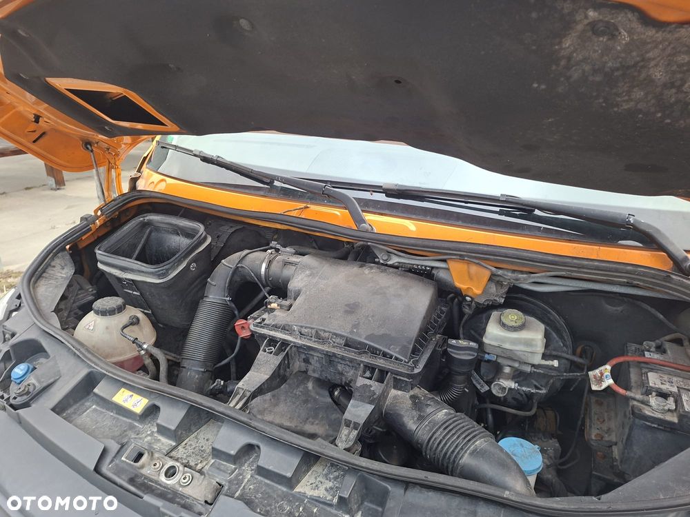 Mercedes-Benz Sprinter - 9