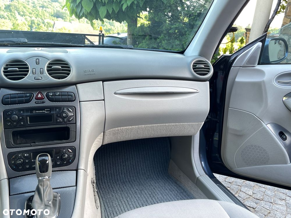 Mercedes-Benz CLK - 26