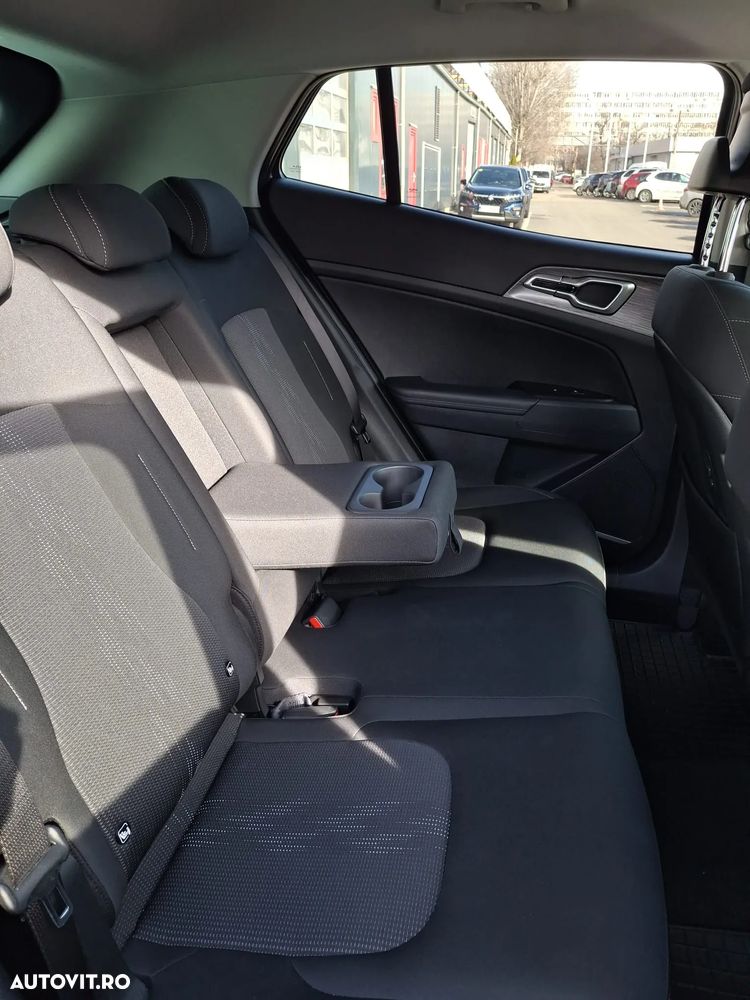 Kia Sportage 1.6 T-GDI MHEV 6MT 4x2 Style - 38