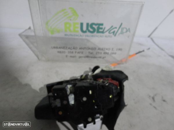 Fecho Da Porta Trás Esq Audi A4 (8E2, B6) - 1