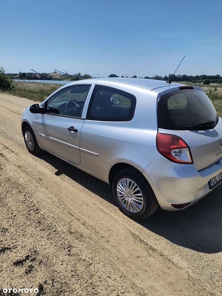Renault Clio - 5