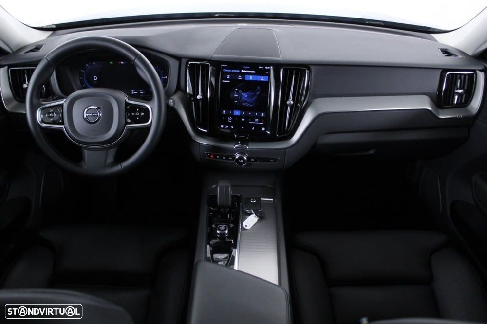 Volvo XC 60 2.0 T6 PHEV Plus Dark AWD - 18